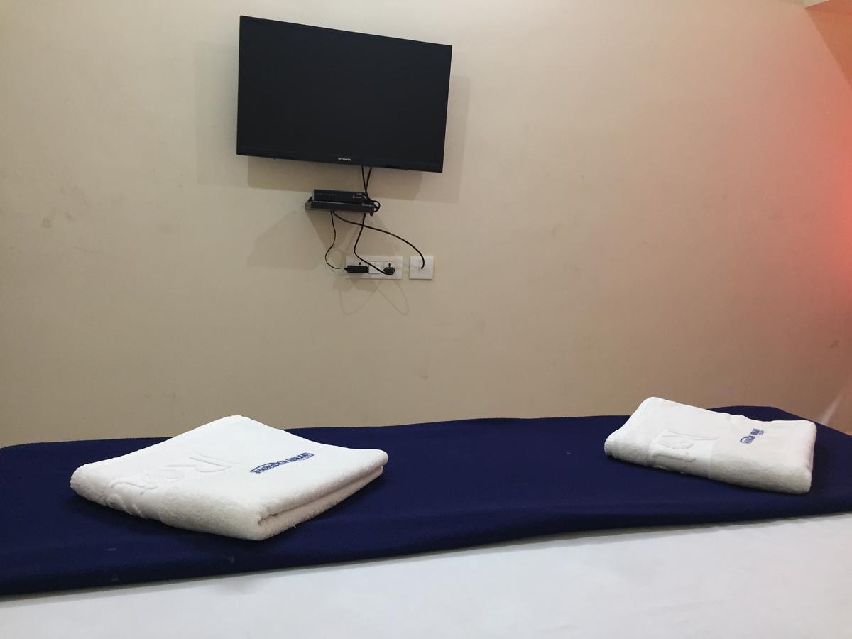 Hotel Nithin Krishna Tirupati Exterior foto