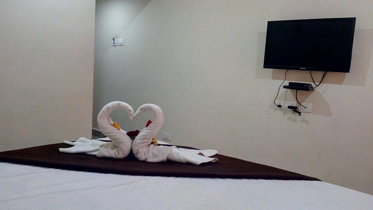 Hotel Nithin Krishna Tirupati Exterior foto